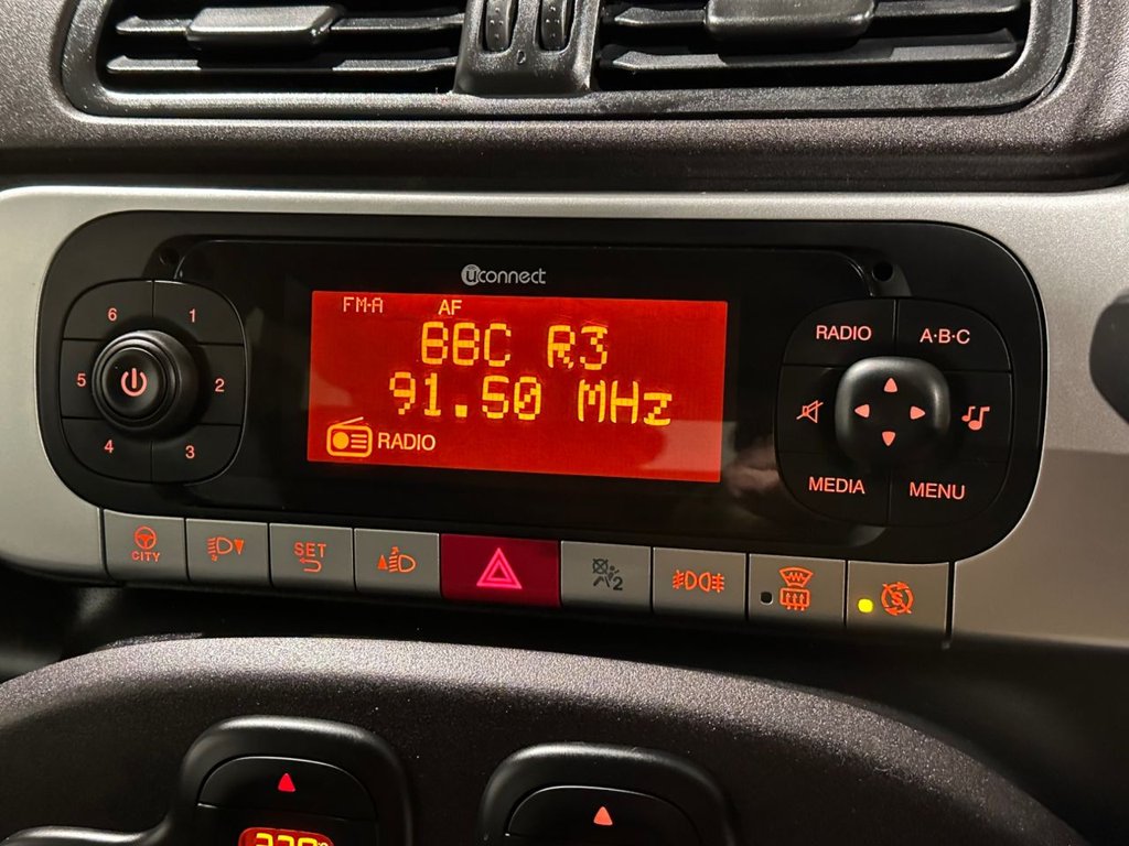 USED 2017 66 FIAT PANDA 0.9 TwinAir Cross Hatchback 5dr Petrol Manual Euro 6 (s/s) (90 bhp) 