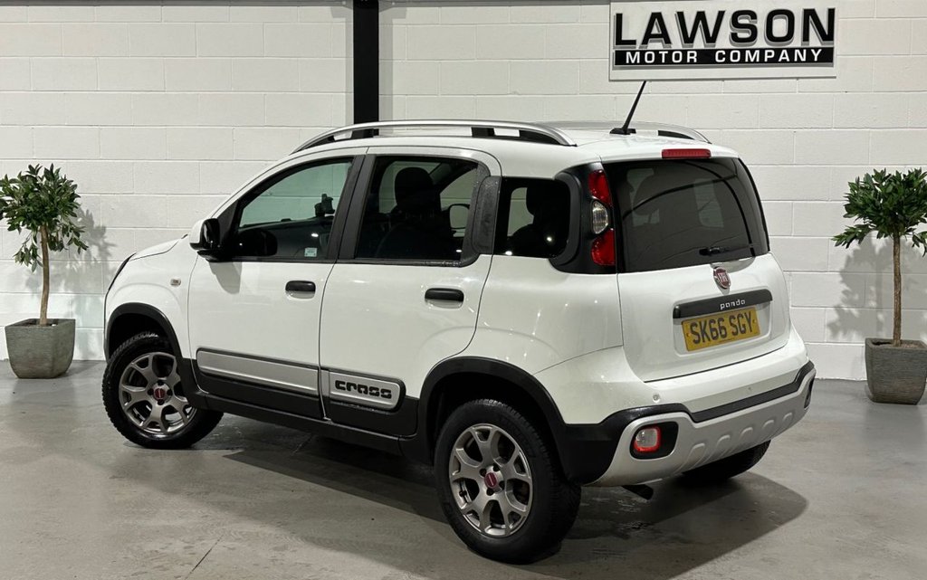 USED 2017 66 FIAT PANDA 0.9 TwinAir Cross Hatchback 5dr Petrol Manual Euro 6 (s/s) (90 bhp) 