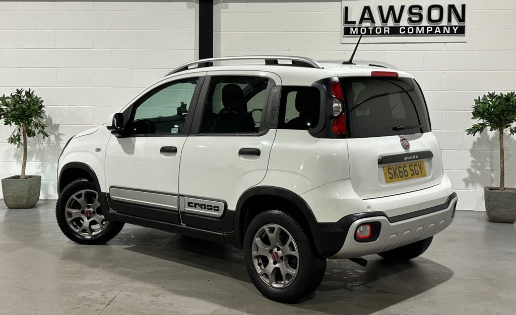 USED 2017 66 FIAT PANDA 0.9 TwinAir Cross Hatchback 5dr Petrol Manual Euro 6 (s/s) (90 bhp) 