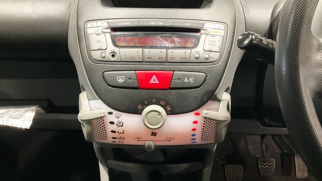 2012 CITROEN C1 - Photo 7