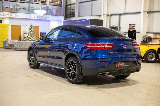 2017 Mercedes-Benz Glc 2.1L Amg Line 5dr - Photo 4