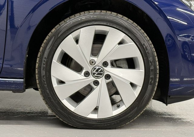 2022 VOLKSWAGEN GOLF 2022 1.5 TSI Style Hatchback 5dr Petrol Manual Euro 6 (s/s) (150 ps) - Photo 3