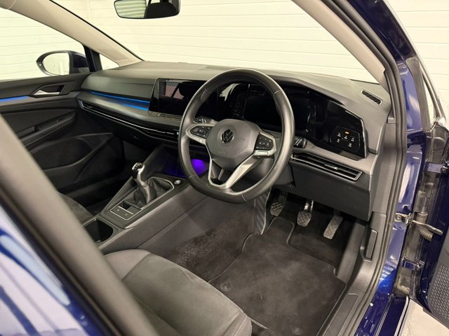 2022 VOLKSWAGEN GOLF 2022 1.5 TSI Style Hatchback 5dr Petrol Manual Euro 6 (s/s) (150 ps) - Photo 11