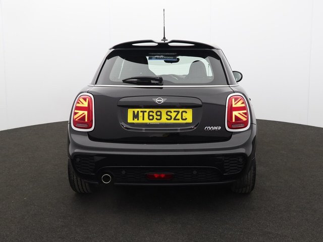 2019 MINI Hatch 1.5L Cooper Sport 5dr - Photo 9