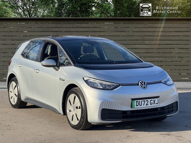 2022 72 VOLKSWAGEN ID.3 Pro Performance 58kWh Life Hatchback 5dr Electric Auto (204 ps) SAT NAV & PARKING SENSORS