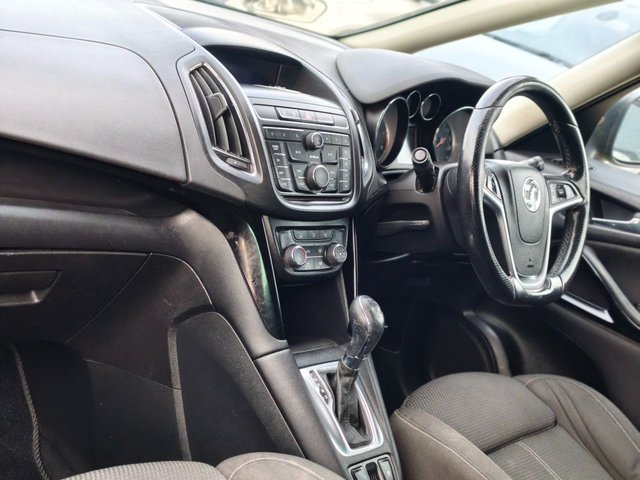 2014 VAUXHALL ZAFIRA TOURER - Photo 8