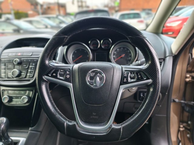 2014 VAUXHALL ZAFIRA TOURER - Photo 4