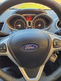 USED 2011 11 FORD FIESTA 1.4 Titanium Hatchback 5dr Petrol Automatic (154 g/km, 94 bhp) REAR PARKING SENSORS AUTOMATIC NEW WATERPUMP FITTED