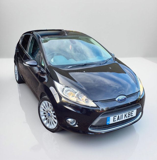2011 FORD FIESTA 1.4 TITANIUM HATCHBACK 5DR PETROL AUTOMATIC 154 G KM, 94 BHP YEAR... photo