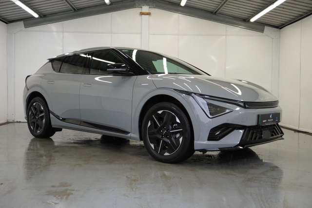 View our Kia Ev6 84kWh GT-Line Hatchback 5dr Electric Auto AWD (320 bhp)