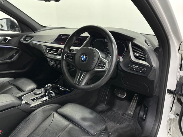 2020 BMW 1 Series - Photo 10