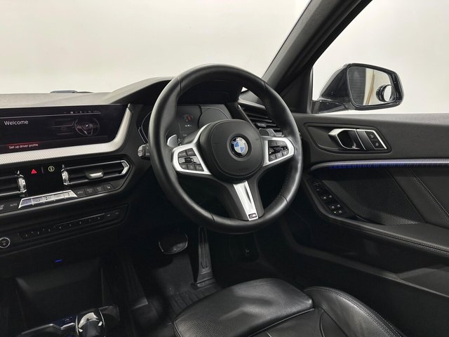 2020 BMW 1 Series - Photo 11