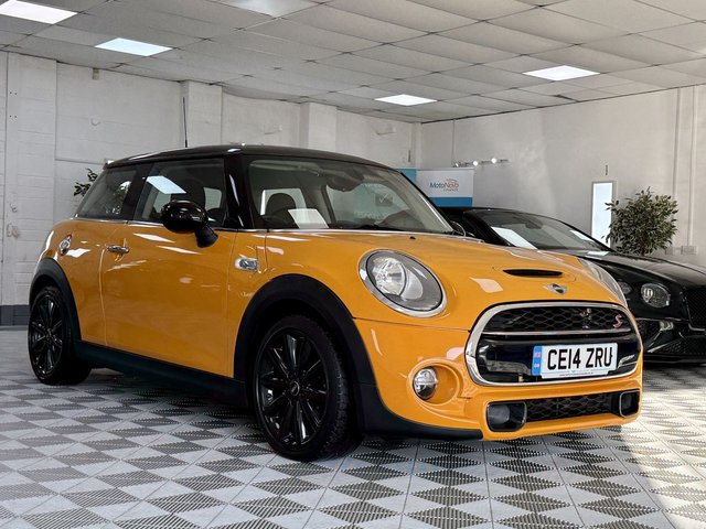 2014 MINI HATCH