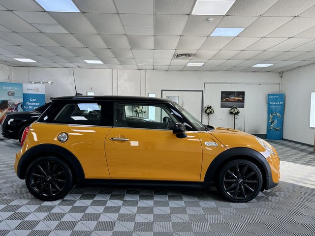 2014 MINI HATCH 2014 2.0 Cooper S Hatchback 3dr Petrol Manual Euro 6 (s/s) (192 ps) - Photo 12