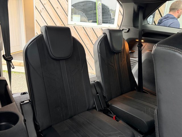 2021 Peugeot 5008 1.5L Gt 5dr - Photo 5