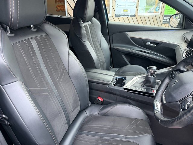 2021 Peugeot 5008 1.5L Gt 5dr - Photo 8