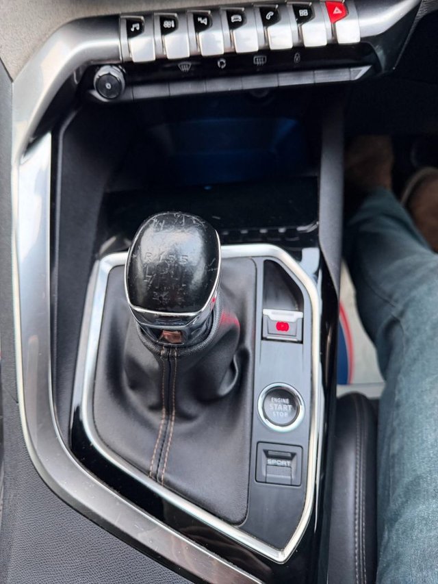 2021 Peugeot 5008 1.5L Gt 5dr - Photo 10