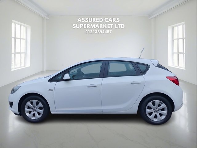 2015 VAUXHALL ASTRA - Photo 12