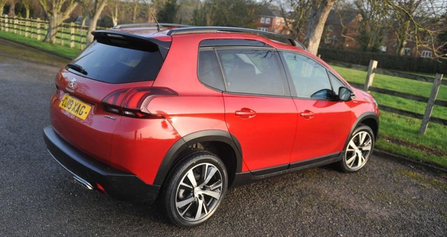 2019 PEUGEOT 2008 - Photo 5