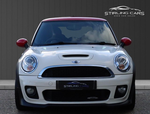 2011 MINI Hatch 1.6L John Cooper Works 3dr - Photo 3