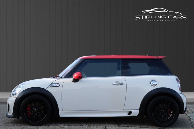 2011 MINI Hatch 1.6L John Cooper Works 3dr - Photo 5