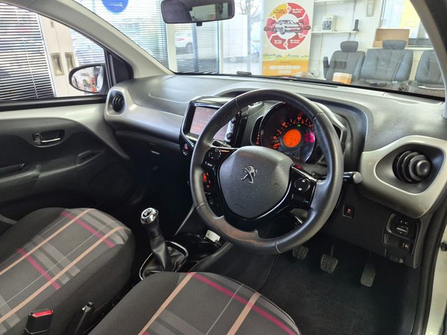 2015 PEUGEOT 108 - Photo 12