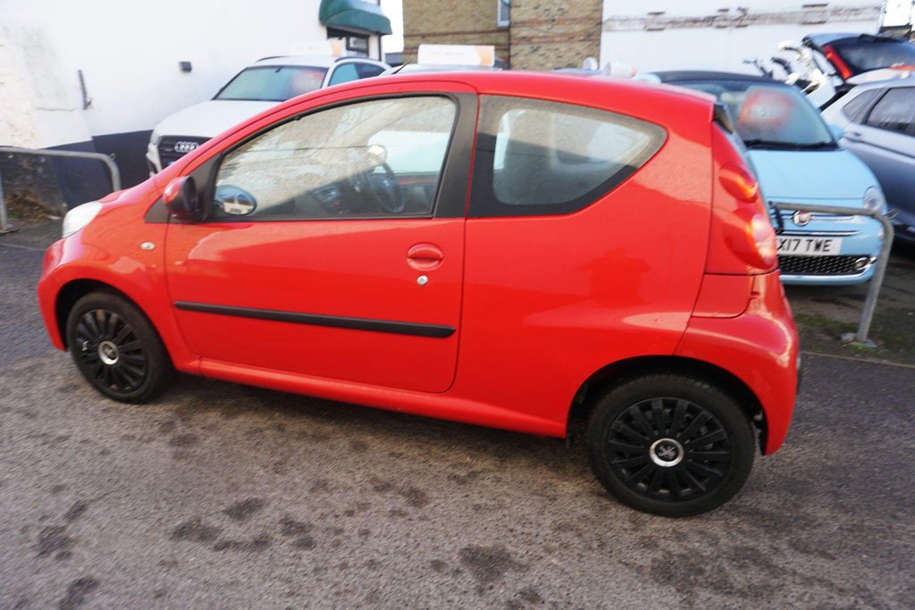USED 2010 10 PEUGEOT 107 1.0 12V Urban Euro 4 3dr JUST ARRIVED/CHEAP PART EX!!