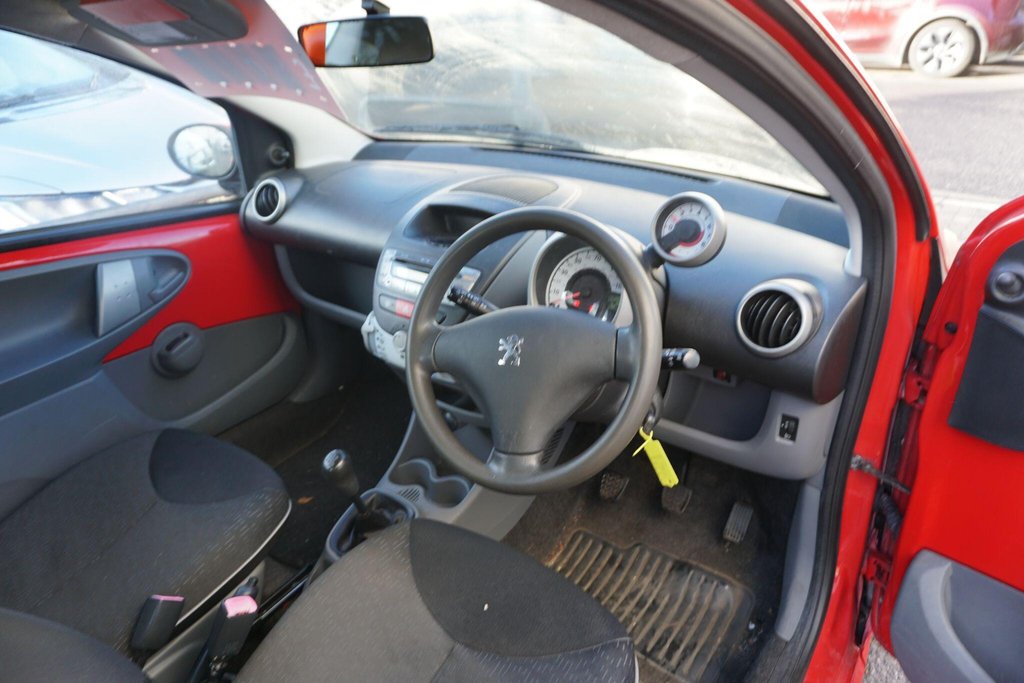 USED 2010 10 PEUGEOT 107 1.0 12V Urban Euro 4 3dr JUST ARRIVED/CHEAP PART EX!!