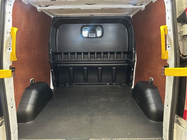 2022 Ford Transit Custom 2L Limited 5dr - Photo 11