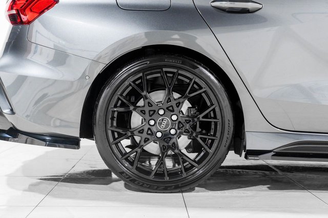 2025 Audi Rs3 2.5L Carbon Vorsprung 4dr - Photo 12