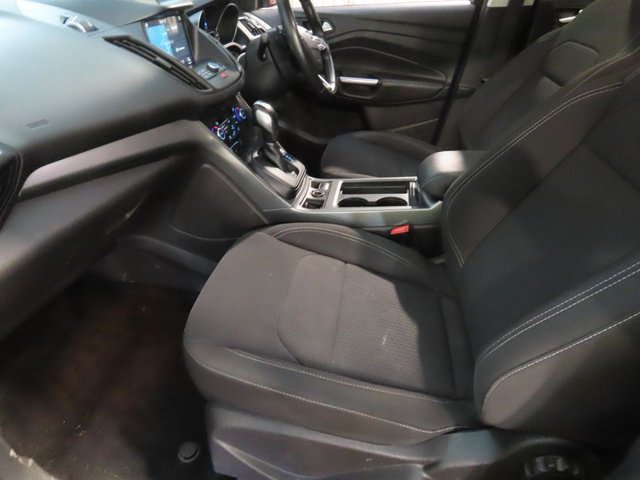 2018 FORD KUGA - Photo 12