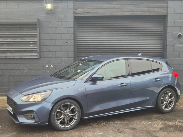 2019 FORD FOCUS - Photo 2