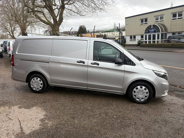 2020 Mercedes-Benz VITO - Photo 9