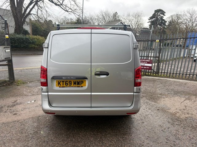 2020 Mercedes-Benz VITO - Photo 10
