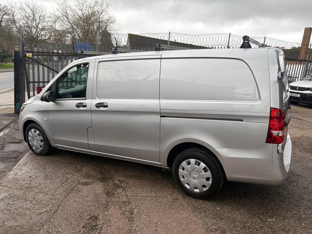 2020 Mercedes-Benz VITO - Photo 12