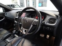 USED 2017 67 VOLVO V40 1.5 T3 R-Design Pro Hatchback 5dr Petrol Auto Euro 6 (s/s) (152 ps) SAT NAV-HTD LEATHER-BLUETOOTH