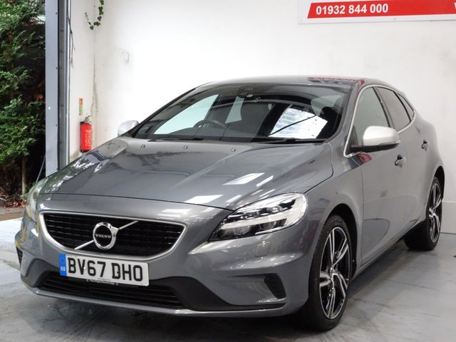 2017 VOLVO V40 1.5 T3 R-Design Pro Hatchback 5dr Petrol Auto Euro 6 (s/s) (152 ps) - Photo 4