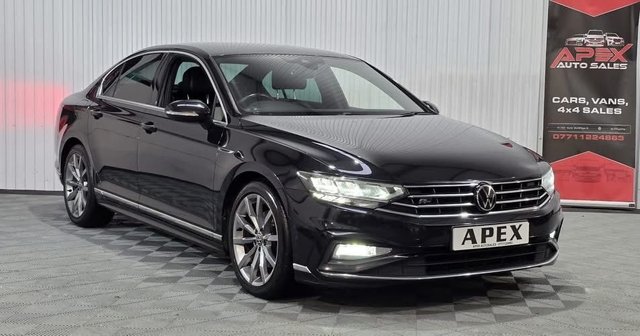 View our Volkswagen Passat 2.0 TDI EVO R-Line Saloon 4dr Diesel DSG Euro 6 (s/s) (150 ps)