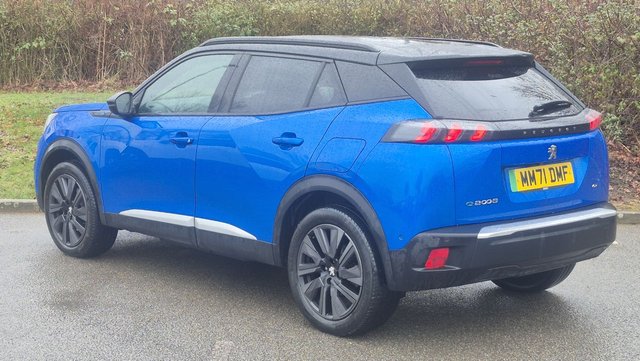 2022 PEUGEOT E-2008 - Photo 3