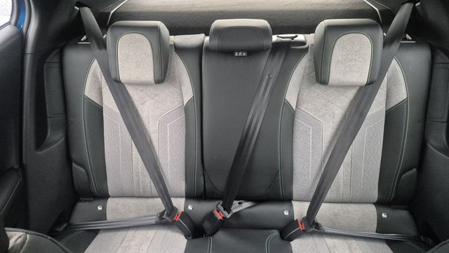 2022 PEUGEOT E-2008 - Photo 10