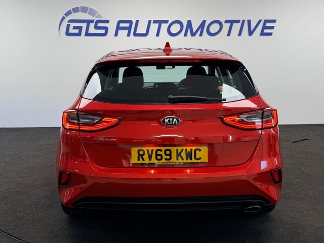 2019 KIA CEED - Photo 9