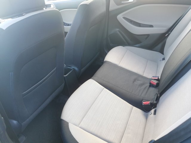 2015 HYUNDAI I20 - Photo 11