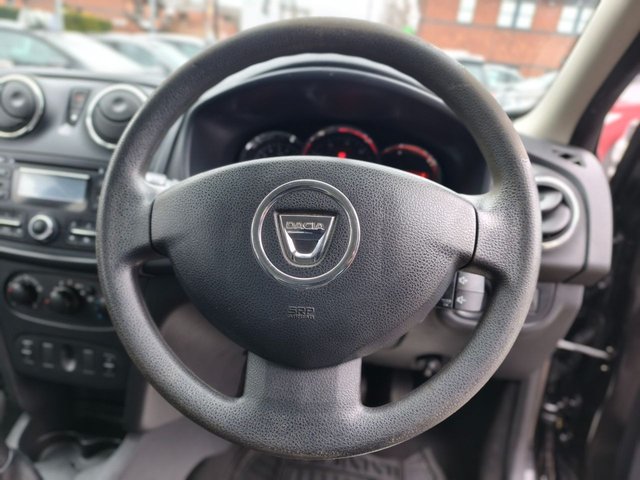 2015 DACIA SANDERO - Photo 3