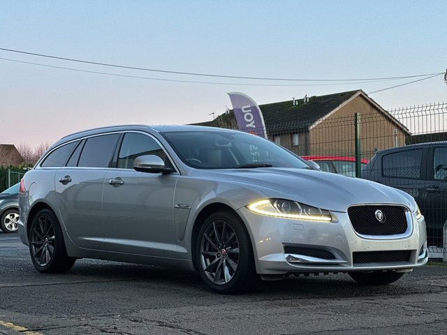 2014 Jaguar Xf 2.2d Premium Luxury Sportbrake 5dr Diesel Auto Euro 5 (s/s) (200 ps) photo