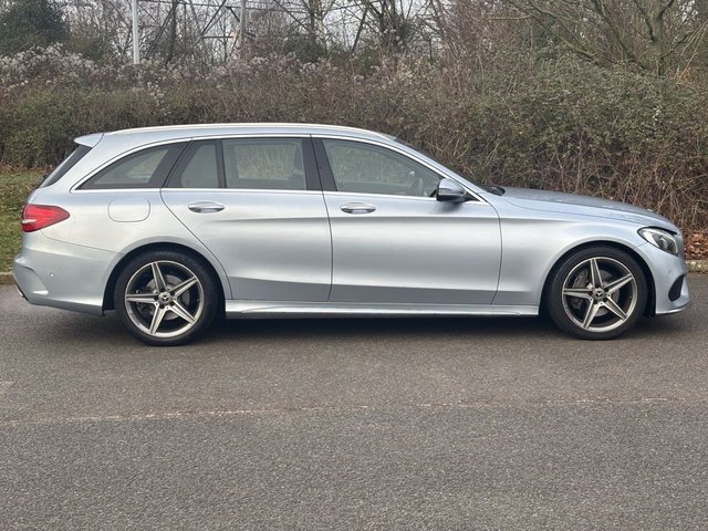 2017 Mercedes-Benz C-CLASS - Photo 6