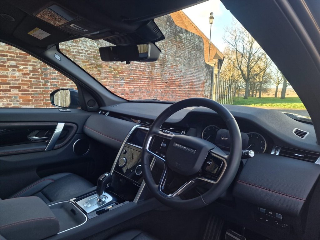 USED 2023 23 LAND ROVER DISCOVERY SPORT 1.5 P300e 12.2kWh Urban Edition SUV 5dr Petrol Plug-in Hybrid Auto 4WD Euro 6 (s/s) (309 ps) FINANCE AVAILABLE