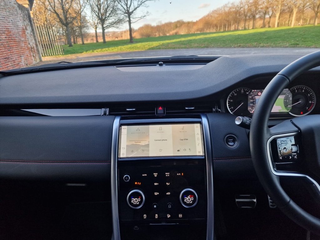 USED 2023 23 LAND ROVER DISCOVERY SPORT 1.5 P300e 12.2kWh Urban Edition SUV 5dr Petrol Plug-in Hybrid Auto 4WD Euro 6 (s/s) (309 ps) FINANCE AVAILABLE