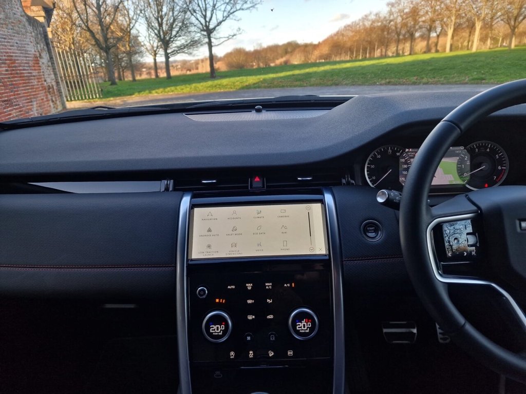 USED 2023 23 LAND ROVER DISCOVERY SPORT 1.5 P300e 12.2kWh Urban Edition SUV 5dr Petrol Plug-in Hybrid Auto 4WD Euro 6 (s/s) (309 ps) FINANCE AVAILABLE