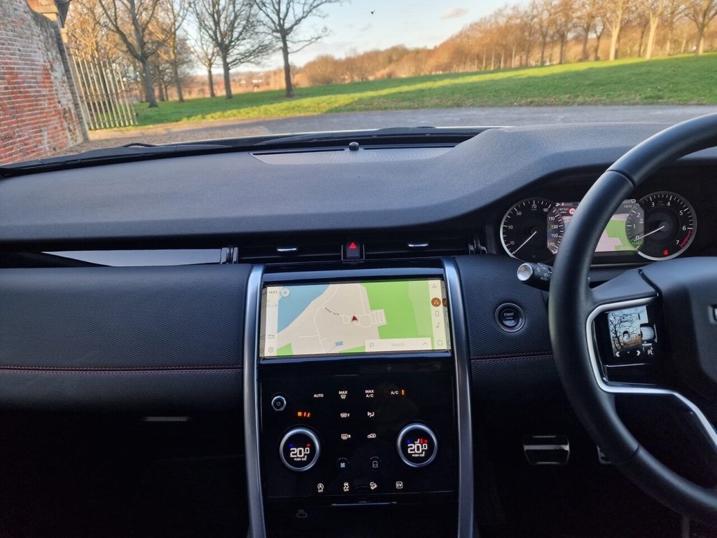 USED 2023 23 LAND ROVER DISCOVERY SPORT 1.5 P300e 12.2kWh Urban Edition SUV 5dr Petrol Plug-in Hybrid Auto 4WD Euro 6 (s/s) (309 ps) FINANCE AVAILABLE