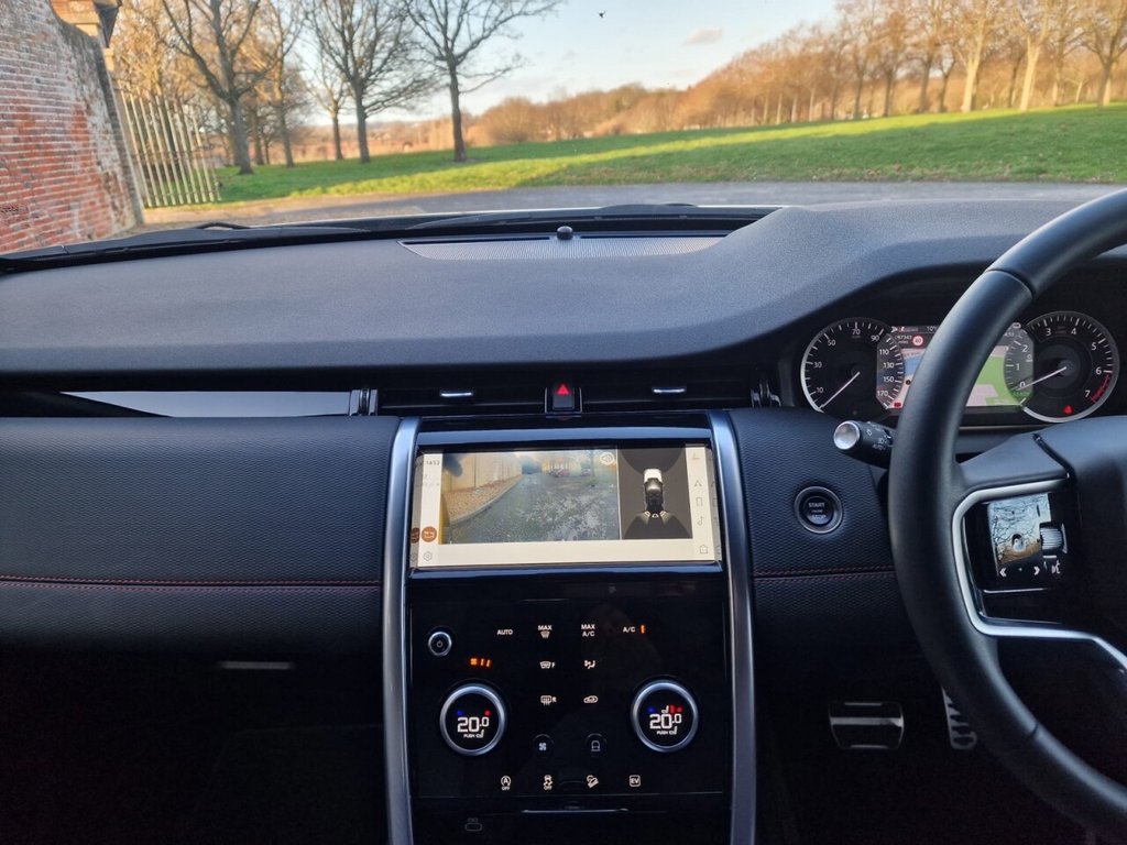 USED 2023 23 LAND ROVER DISCOVERY SPORT 1.5 P300e 12.2kWh Urban Edition SUV 5dr Petrol Plug-in Hybrid Auto 4WD Euro 6 (s/s) (309 ps) FINANCE AVAILABLE